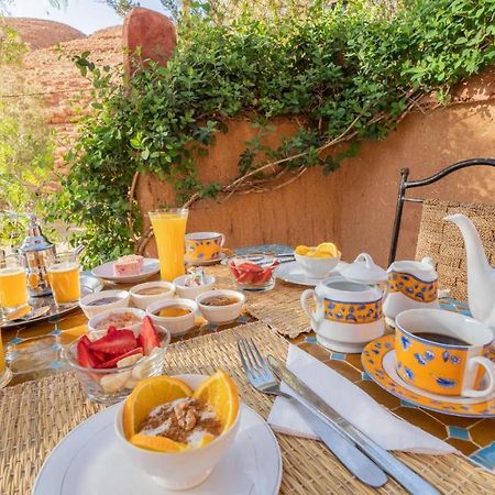 Riad Kasbah Des Roches Akhendachou n'Ait Ouffi Exteriör bild