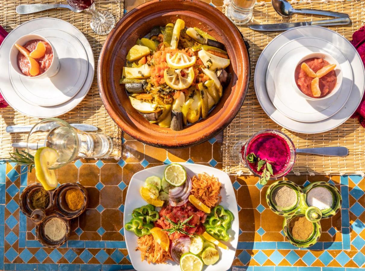 Riad Kasbah Des Roches Akhendachou n'Ait Ouffi Exteriör bild