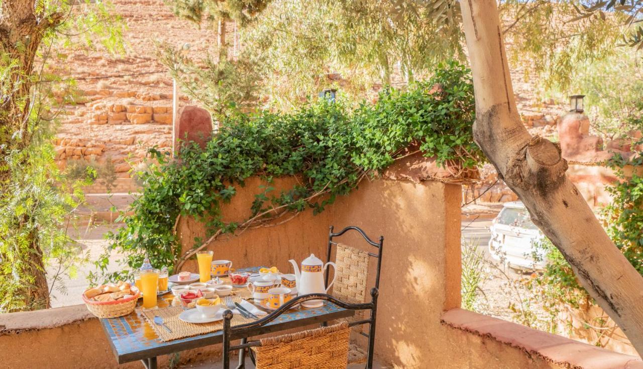 Riad Kasbah Des Roches Akhendachou n'Ait Ouffi Exteriör bild