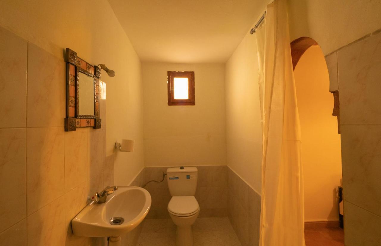 Riad Kasbah Des Roches Akhendachou n'Ait Ouffi Exteriör bild