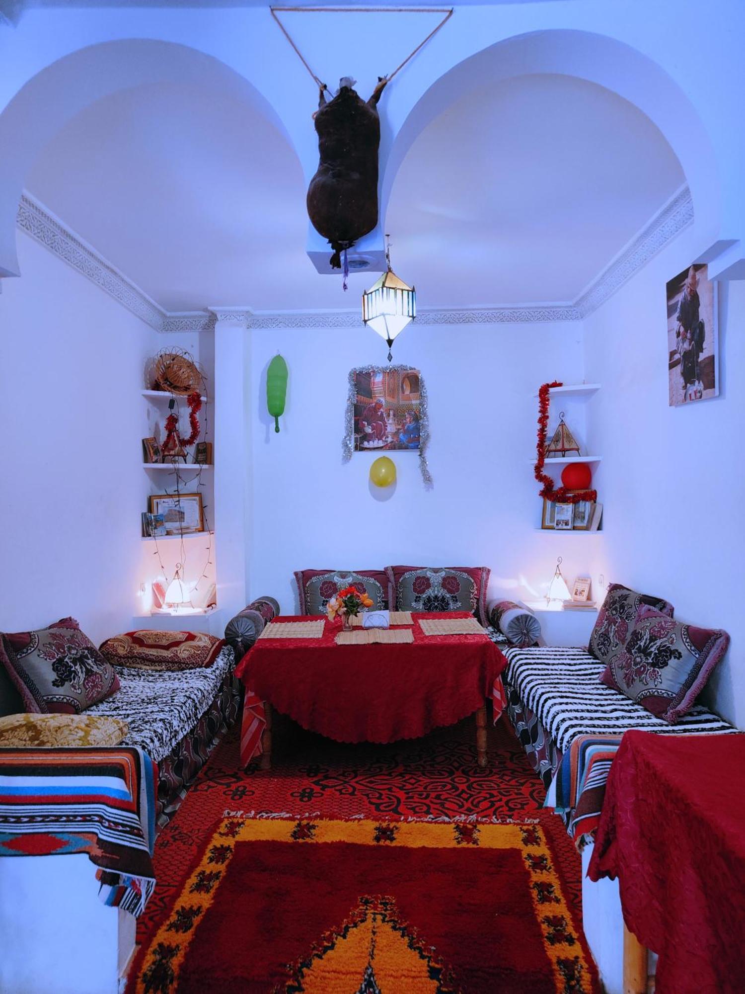 Riad Kasbah Des Roches Akhendachou n'Ait Ouffi Exteriör bild
