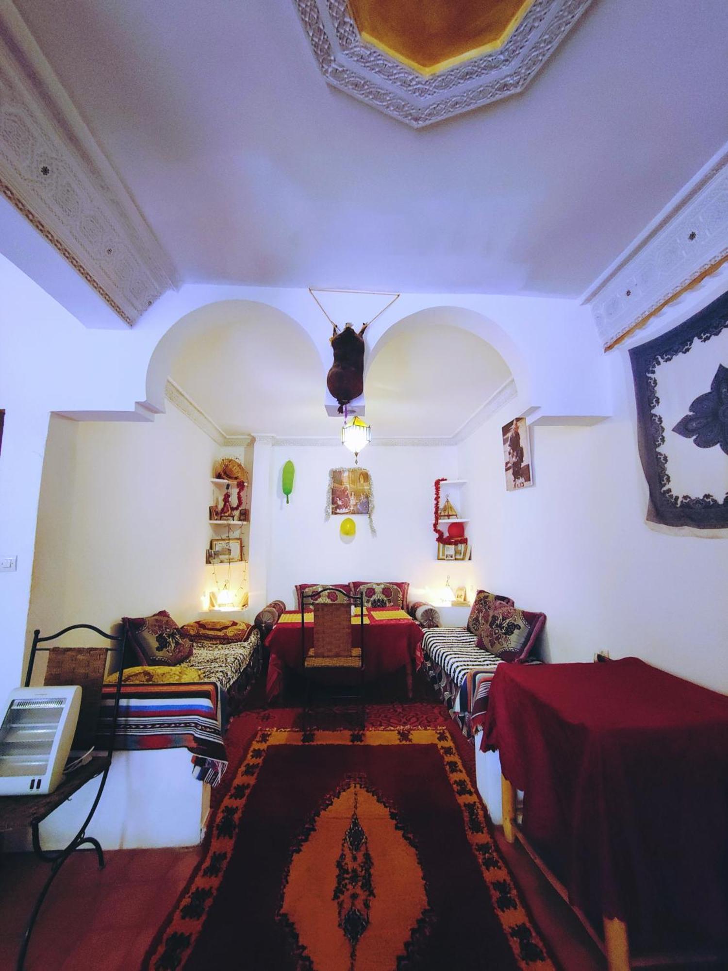 Riad Kasbah Des Roches Akhendachou n'Ait Ouffi Exteriör bild