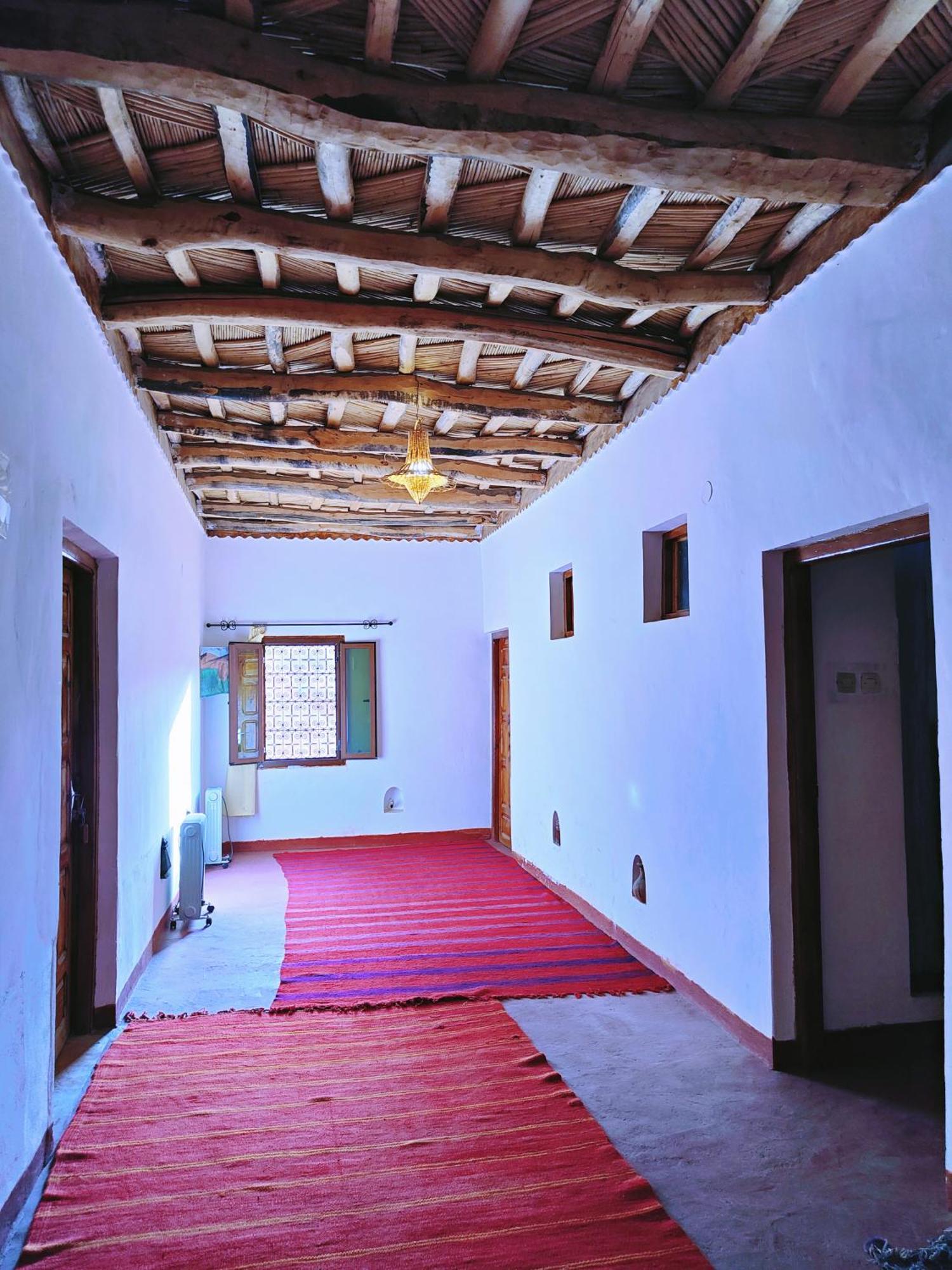 Riad Kasbah Des Roches Akhendachou n'Ait Ouffi Exteriör bild