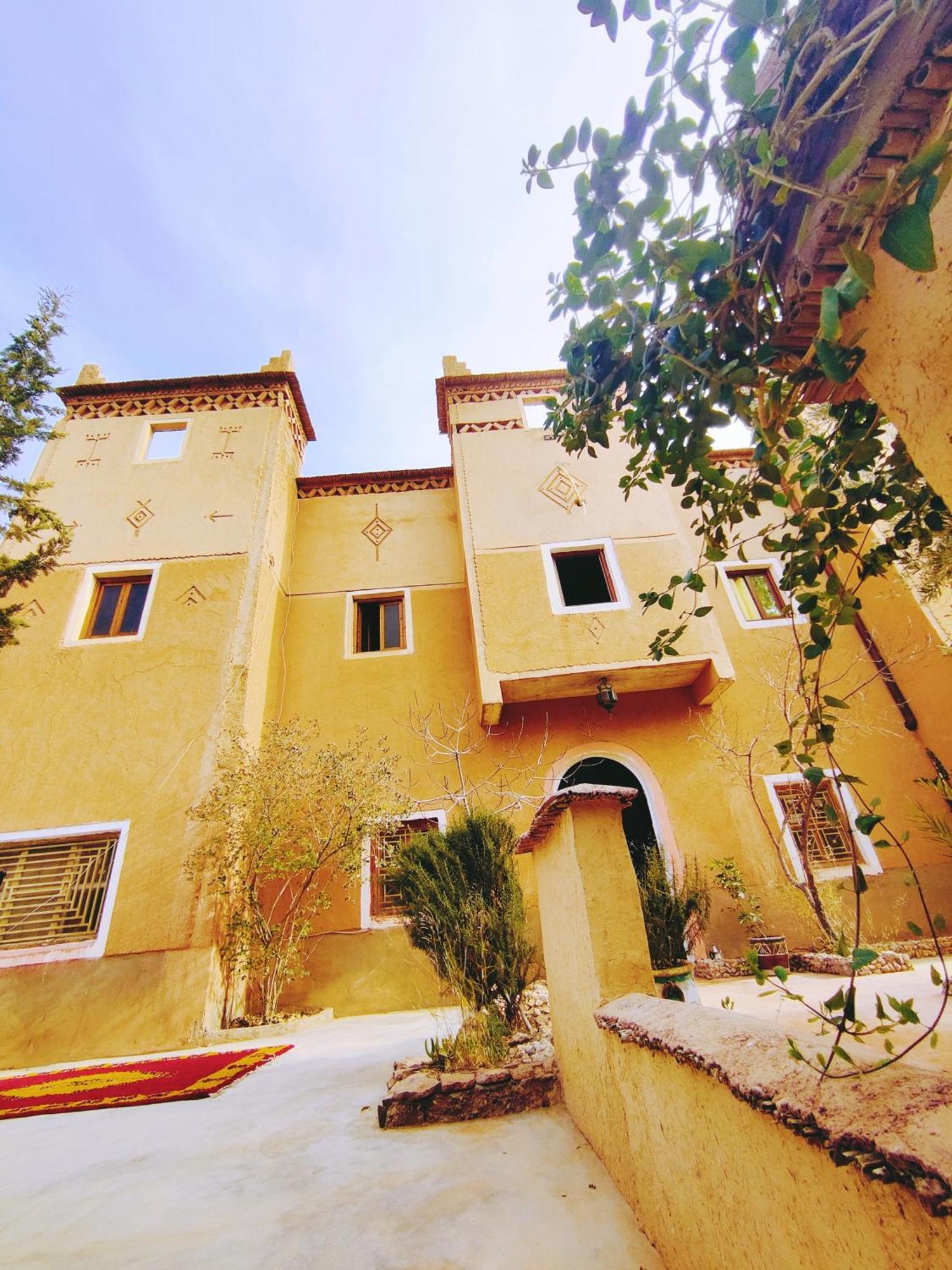 Riad Kasbah Des Roches Akhendachou n'Ait Ouffi Exteriör bild