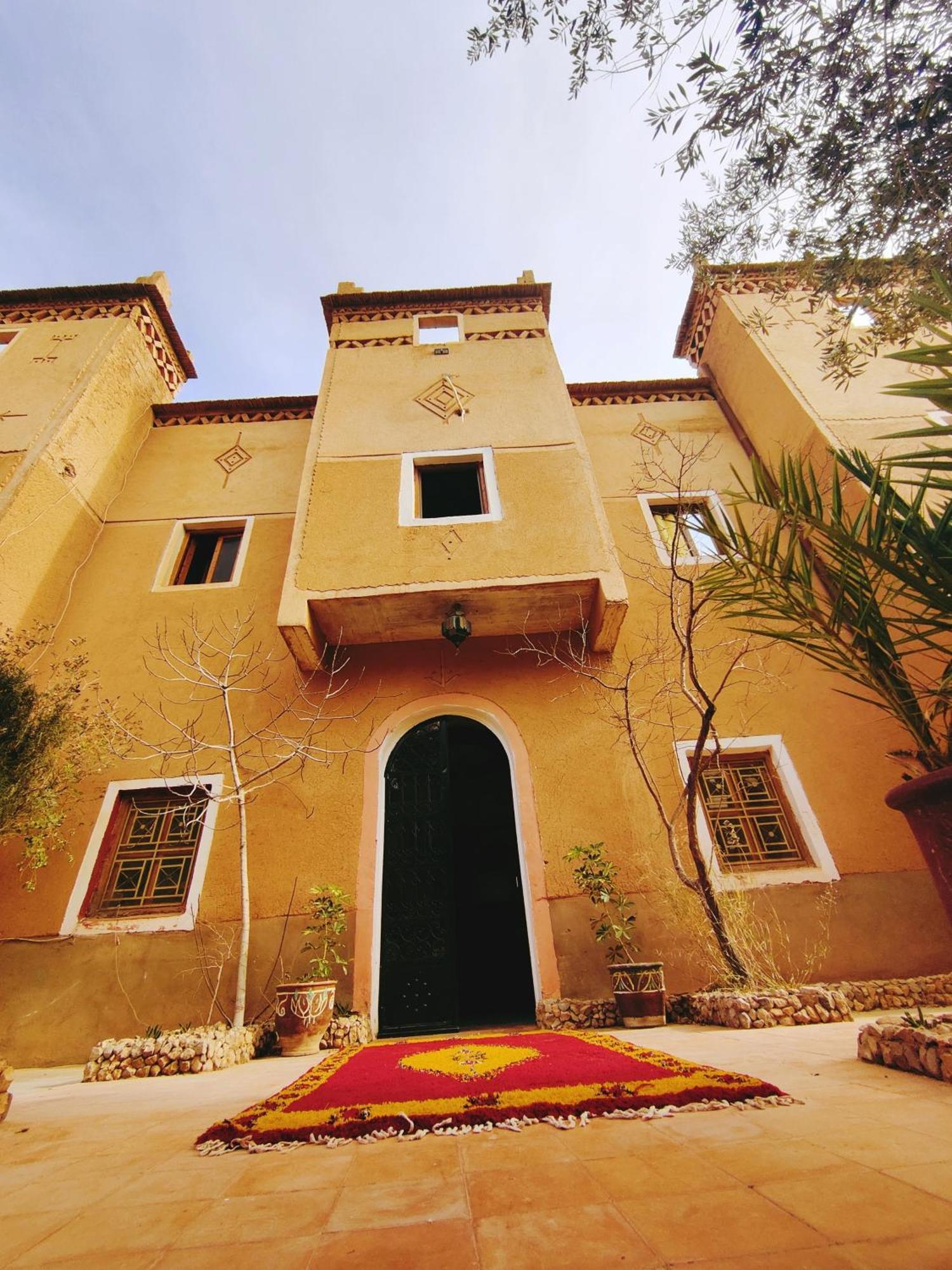 Riad Kasbah Des Roches Akhendachou n'Ait Ouffi Exteriör bild