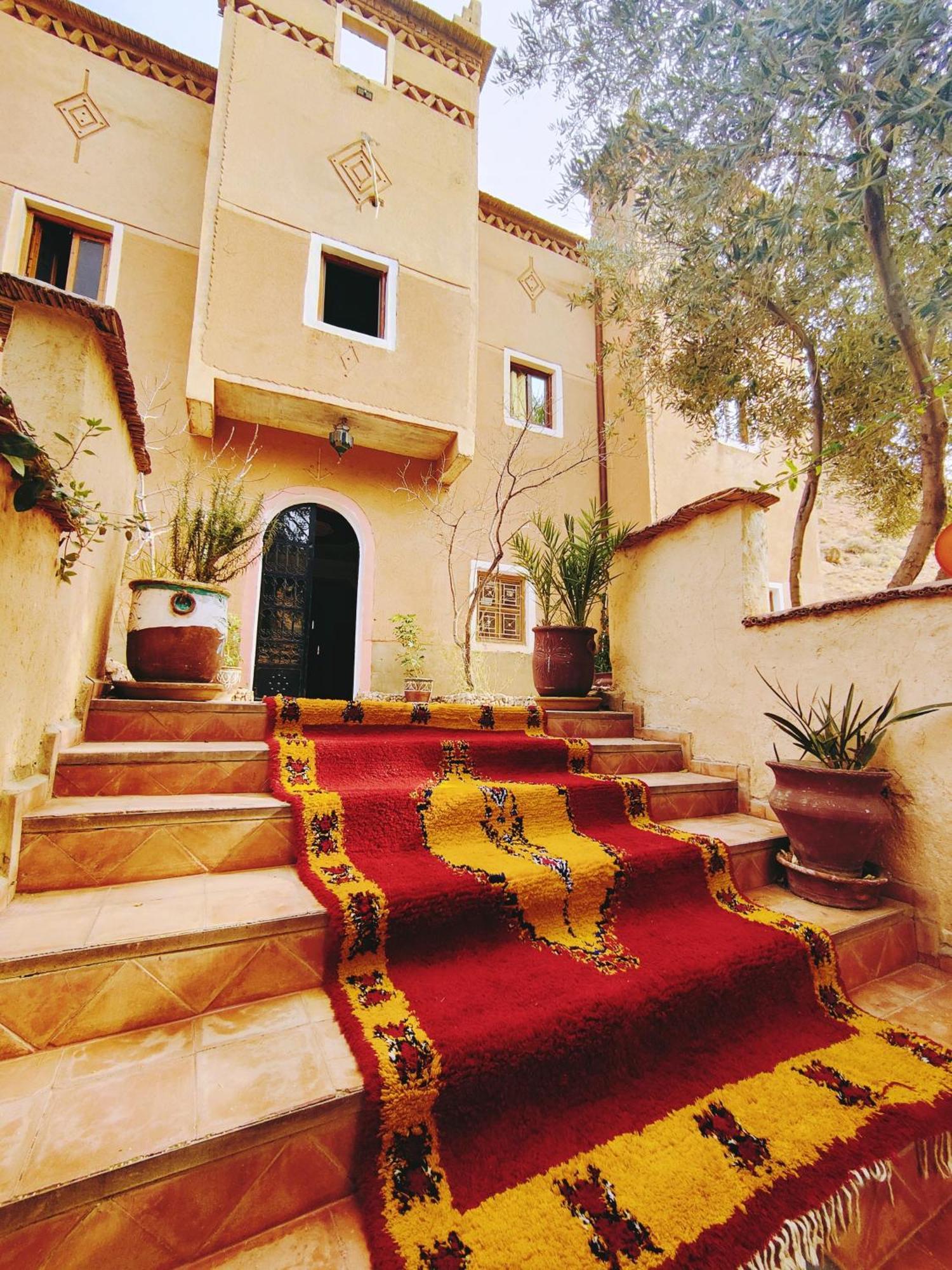Riad Kasbah Des Roches Akhendachou n'Ait Ouffi Exteriör bild