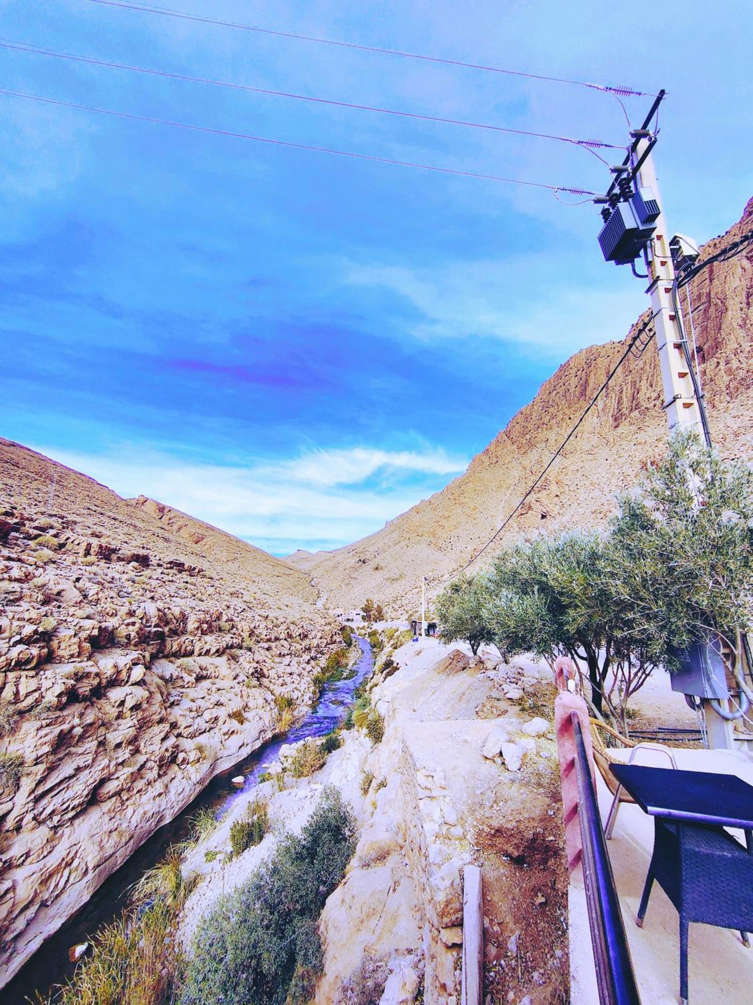Riad Kasbah Des Roches Akhendachou n'Ait Ouffi Exteriör bild