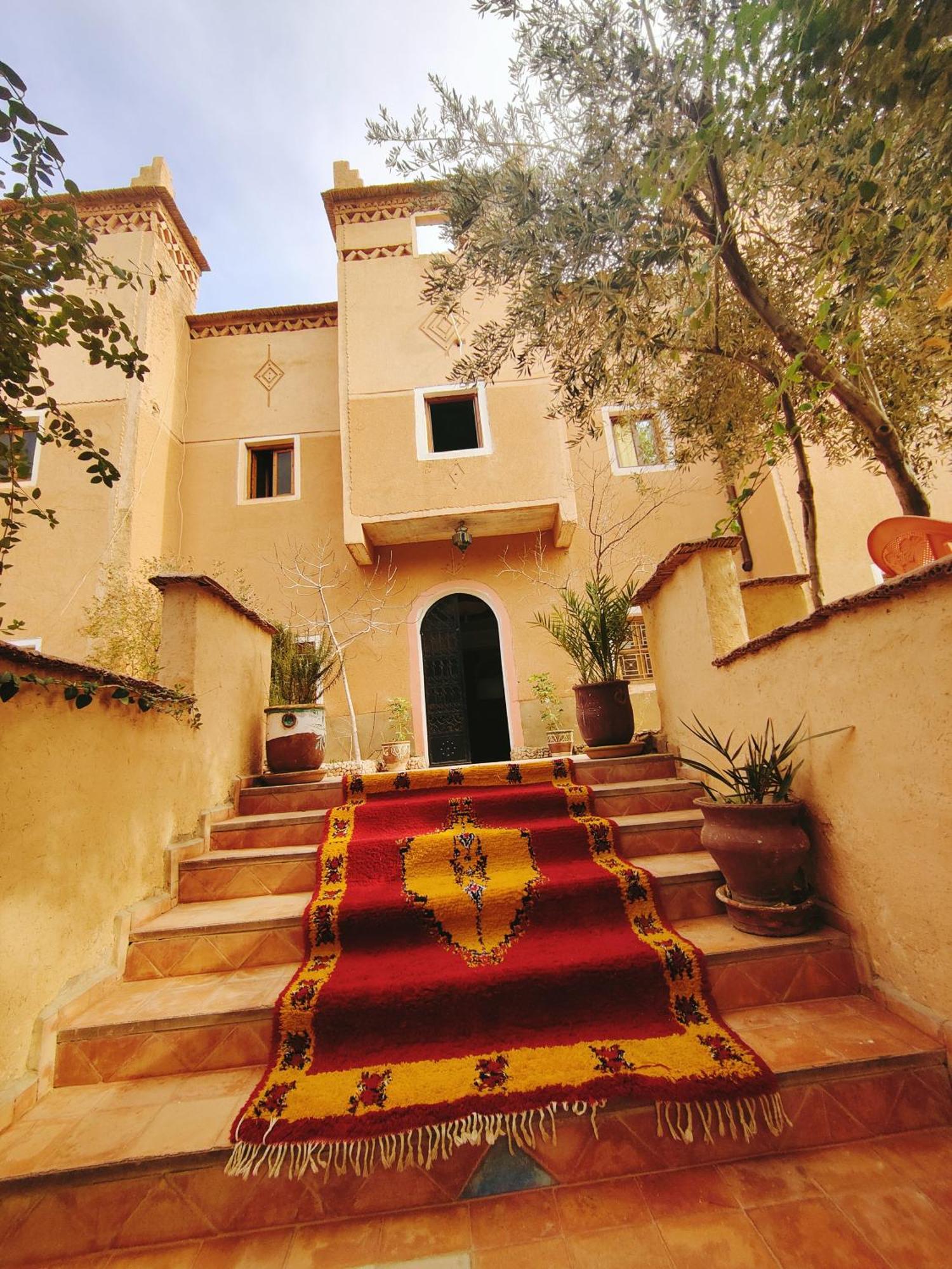 Riad Kasbah Des Roches Akhendachou n'Ait Ouffi Exteriör bild